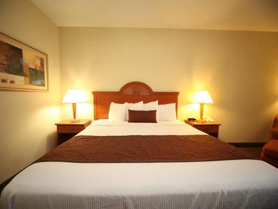 Best Western Plus Edison Inn Garner Exterior foto