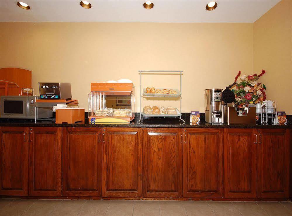 Best Western Plus Edison Inn Garner Restaurante foto
